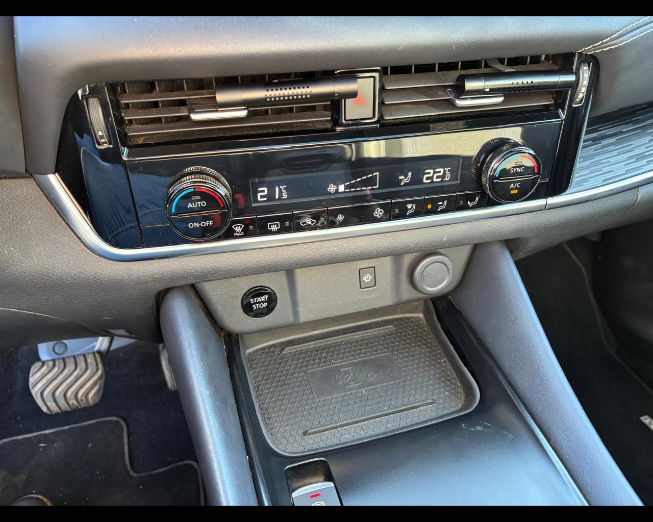 Foto NISSAN Qashqai 1.5 e-power Tekna 2wd