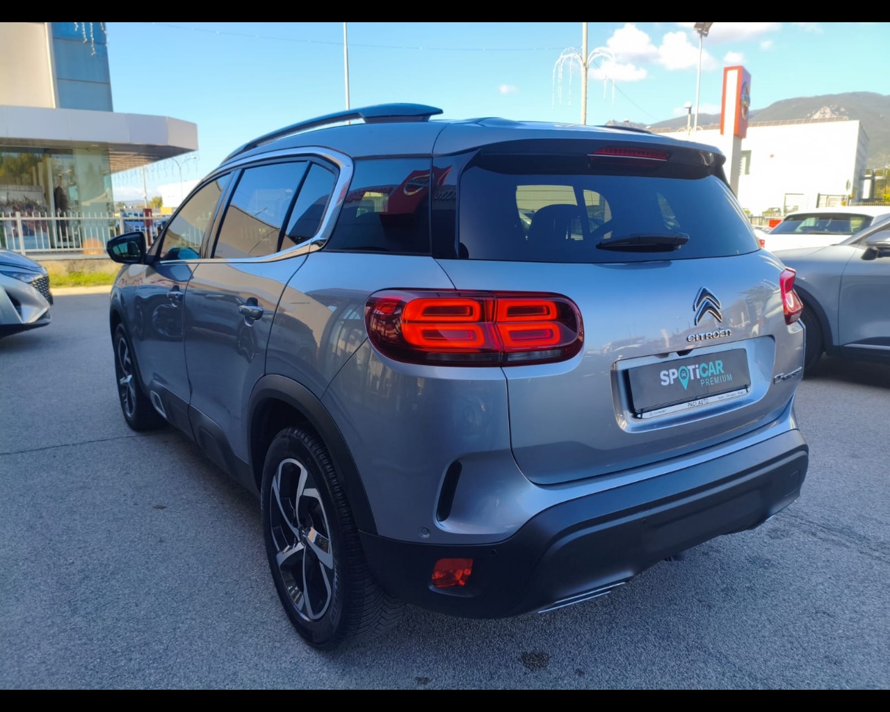 Foto CITROEN C5 Aircross 1.5 bluehdi Shine s&s 130cv eat8
