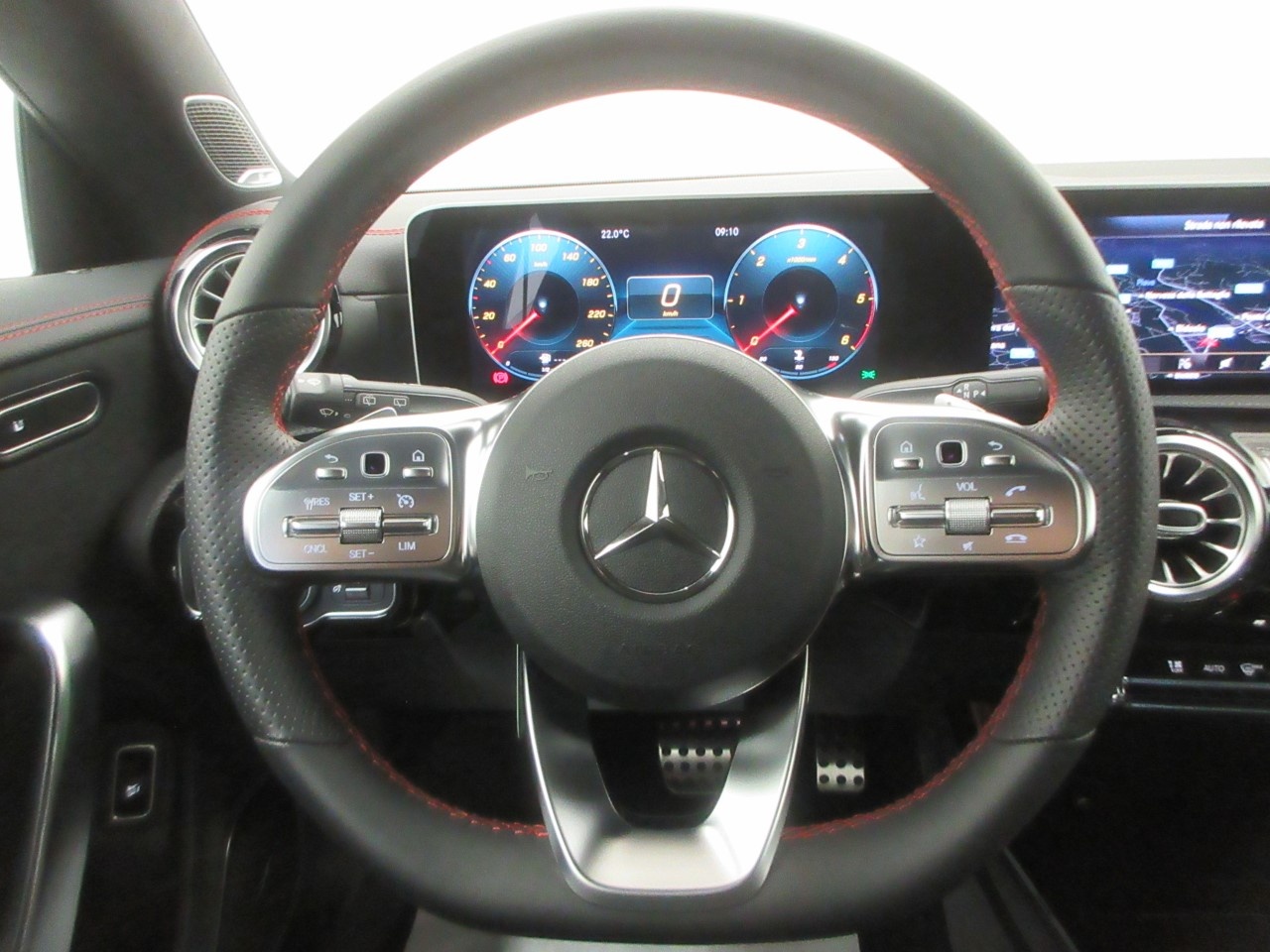 Mercedes CLA Shooting Brake CLA Shooting Brake 200 D Premium 8G-DCT - 17