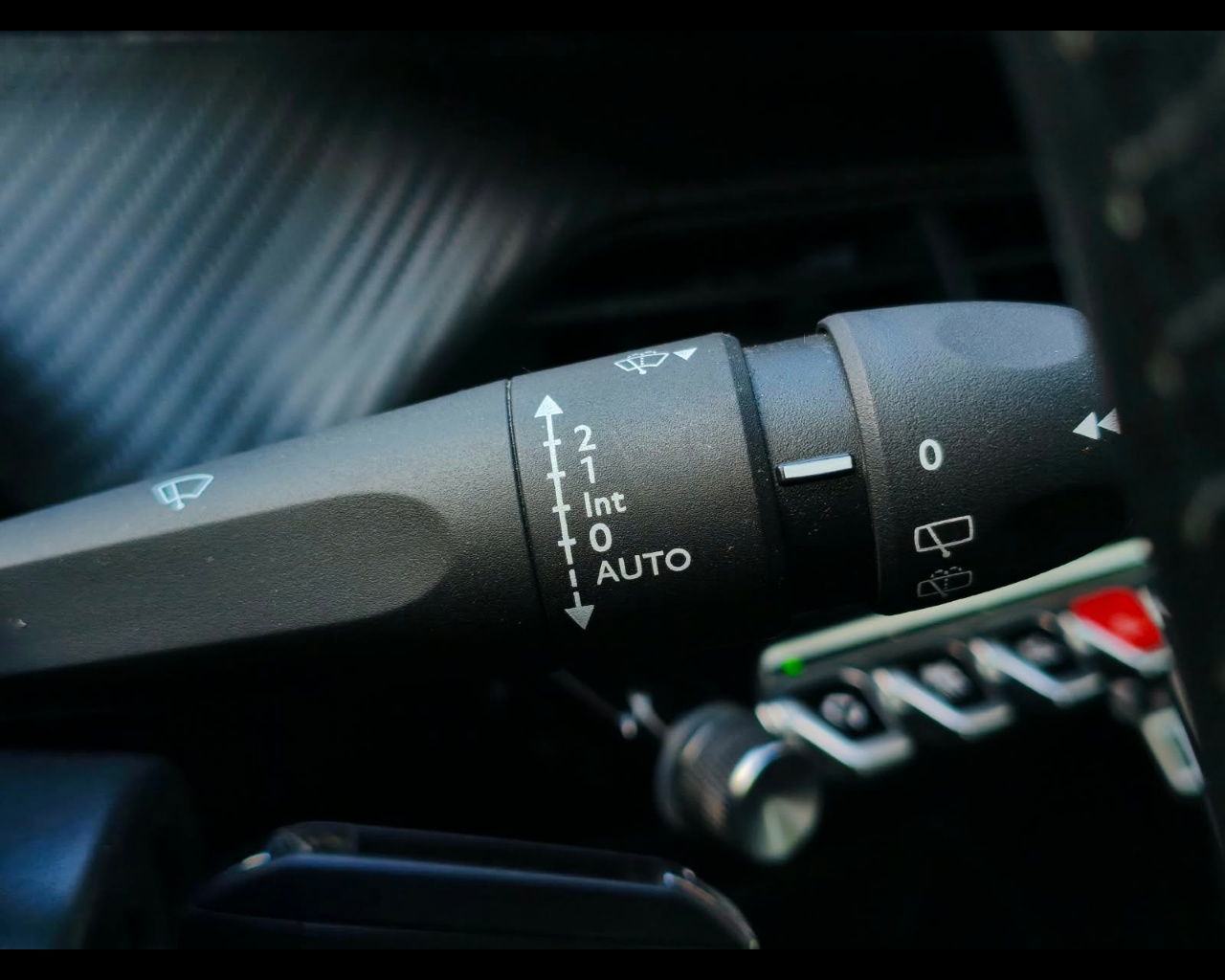 Foto PEUGEOT 2008 1.2 puretech Active s&s 100cv