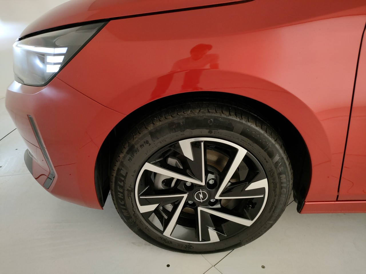 Opel Corsa Nuovo Ibrido benzina Corsa Porto Mantovano