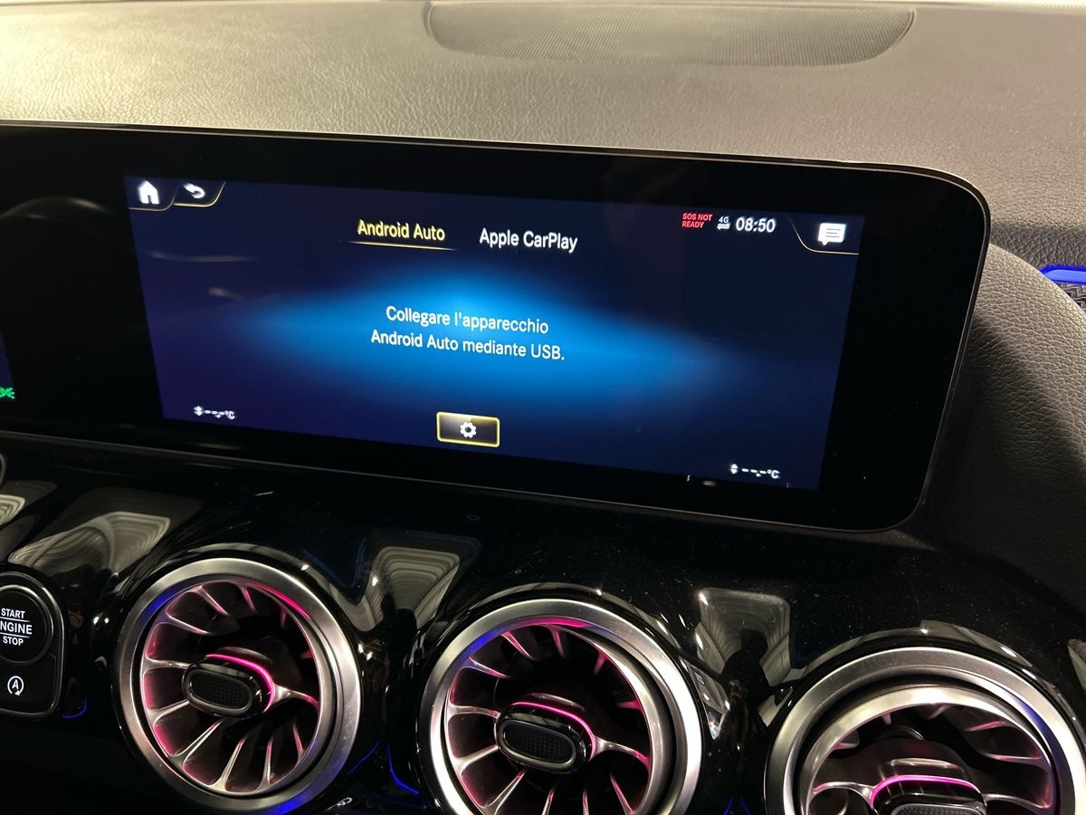 Mercedes GLA GLA 180 D Premium 8G-DCT - 12