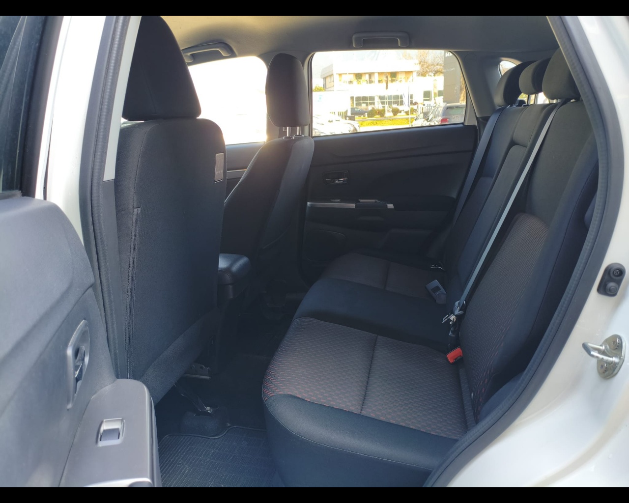 Foto MITSUBISHI ASX 1.6 Instyle navi 2wd Gpl