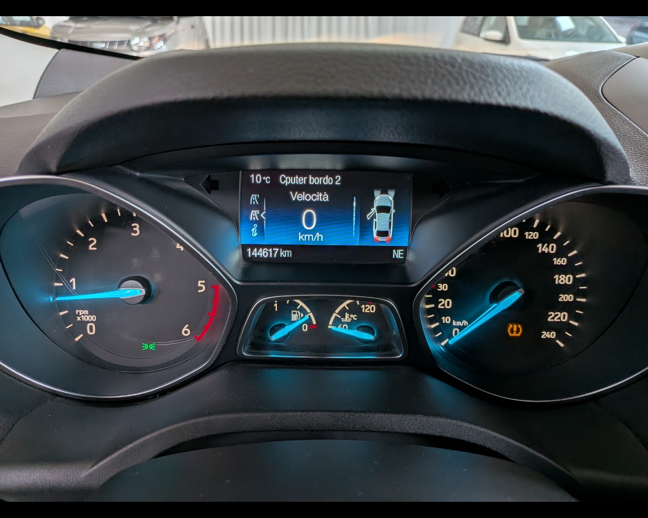 Foto FORD Kuga 1.5 tdci Titanium s&s 2wd 120cv