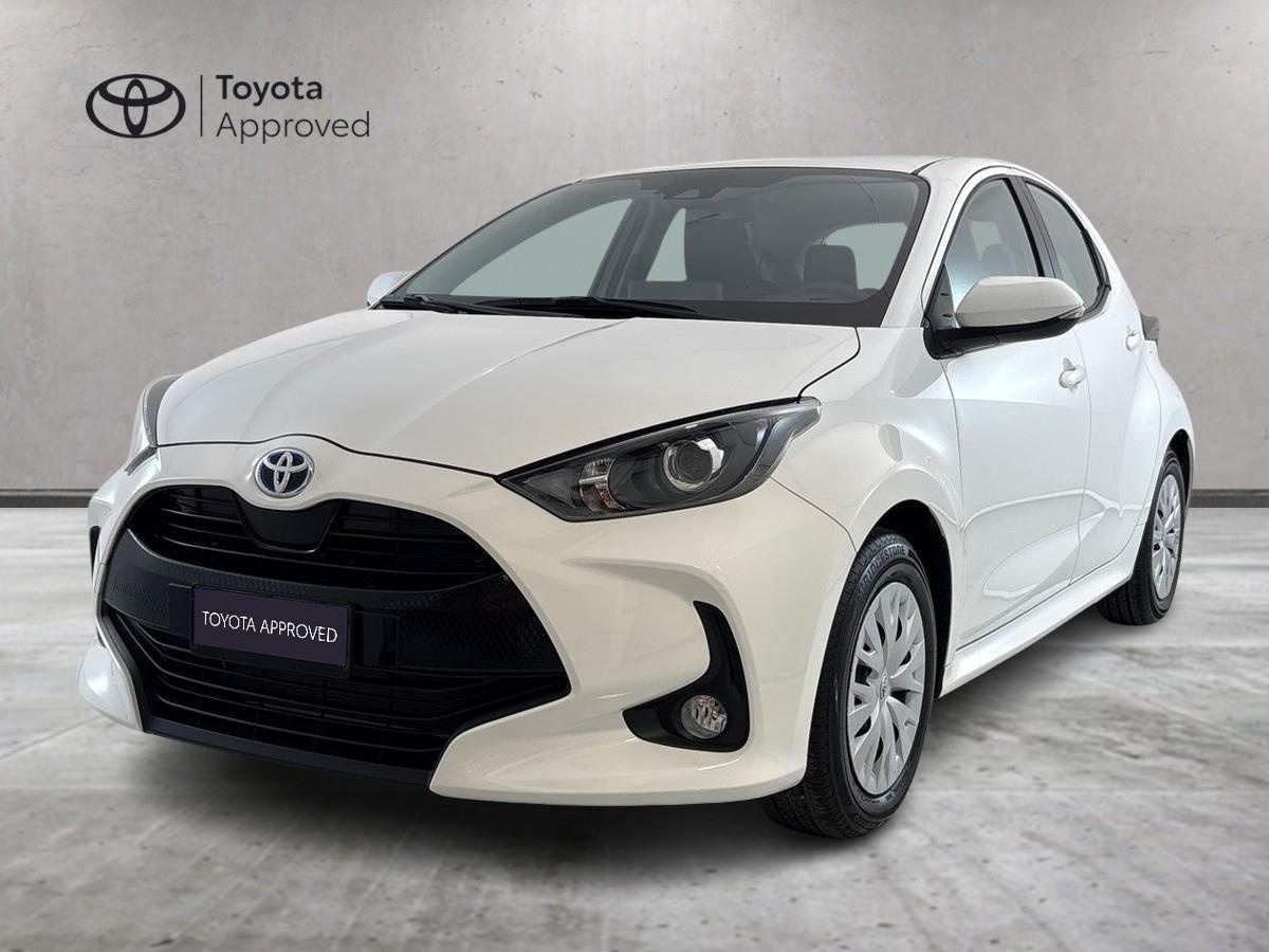 Foto veicolo TOYOTA Yaris IV 2020 Yaris IV 2020 - Yaris 1.5h Active Ibrido benzina