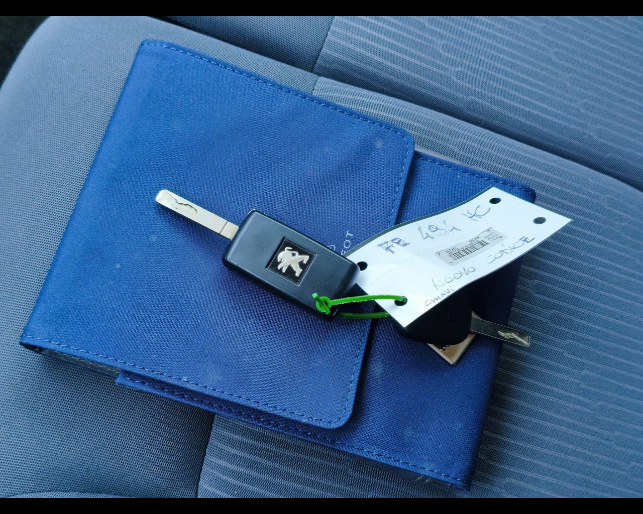 Foto PEUGEOT Partner 1.6 bluehdi 100cv L1 Prem.(comf.)3p.ti E6