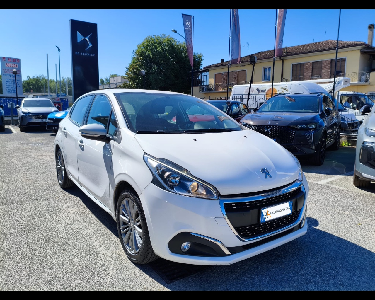 Foto PEUGEOT 208 5p 1.2 puretech Active 82cv