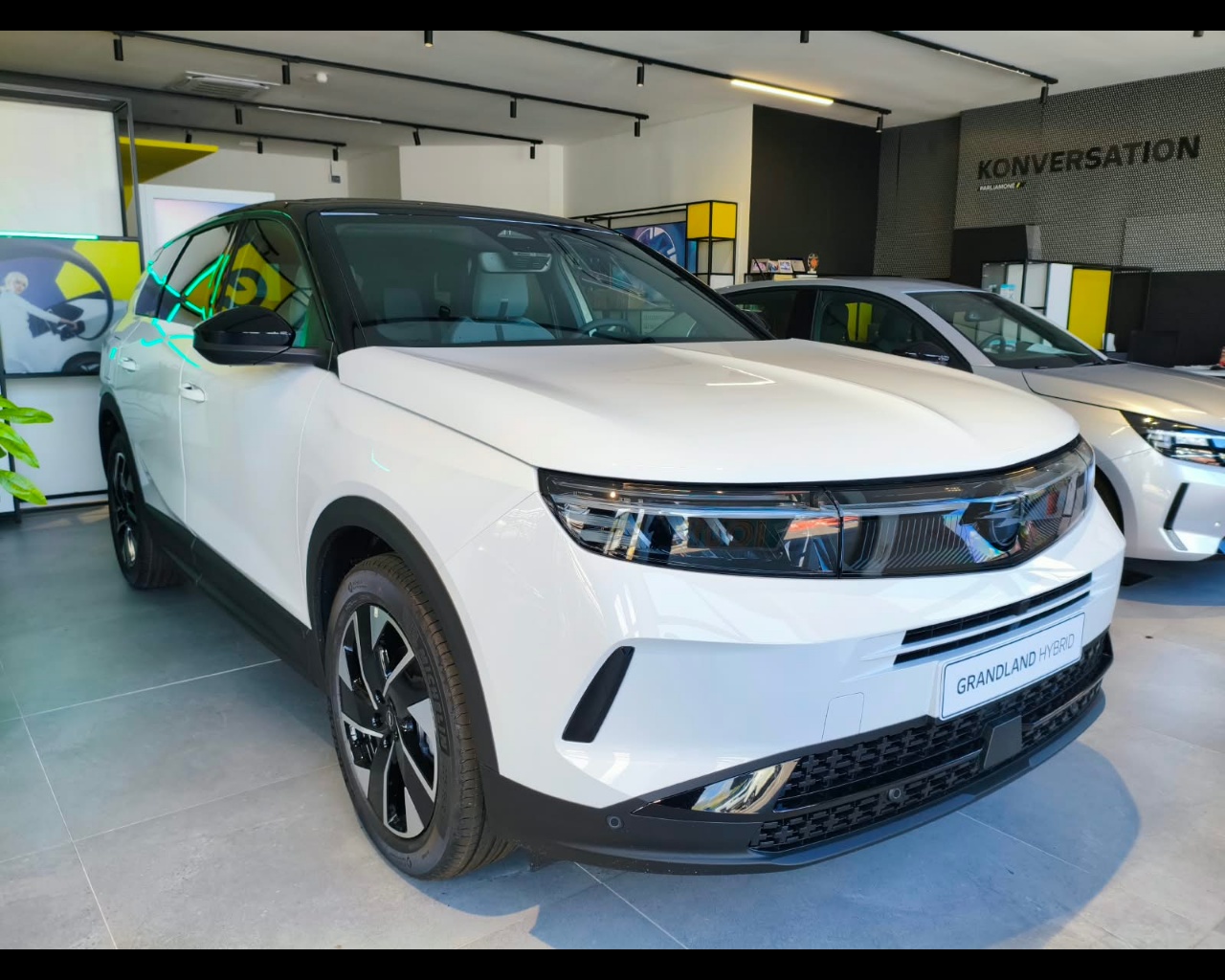 Foto OPEL Nuovo Grandland GS Hybrid 145CV Automatico