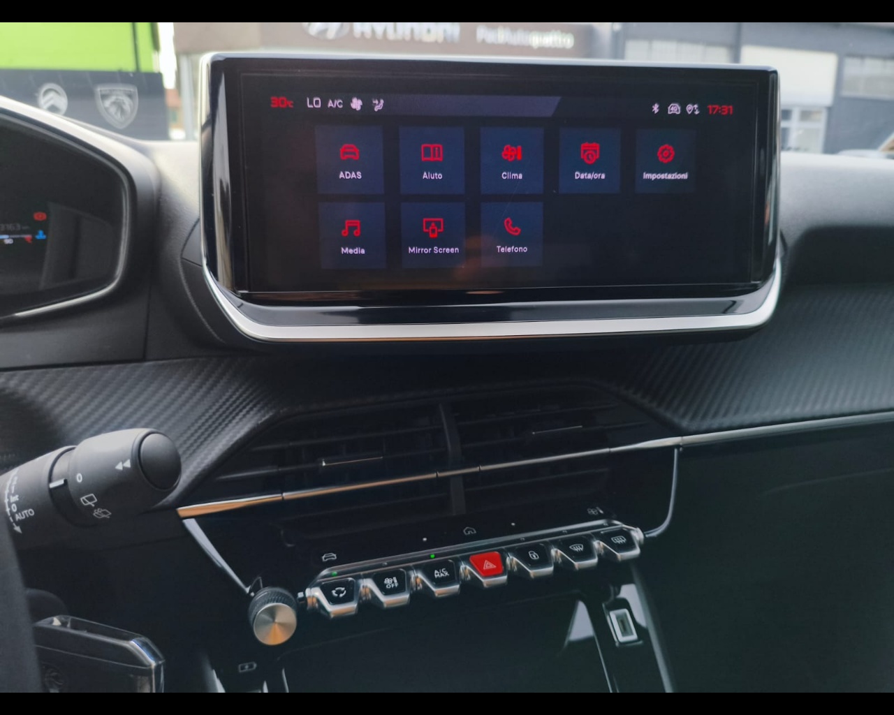 Foto PEUGEOT 2008 1.5 bluehdi Allure s&s 130cv eat8