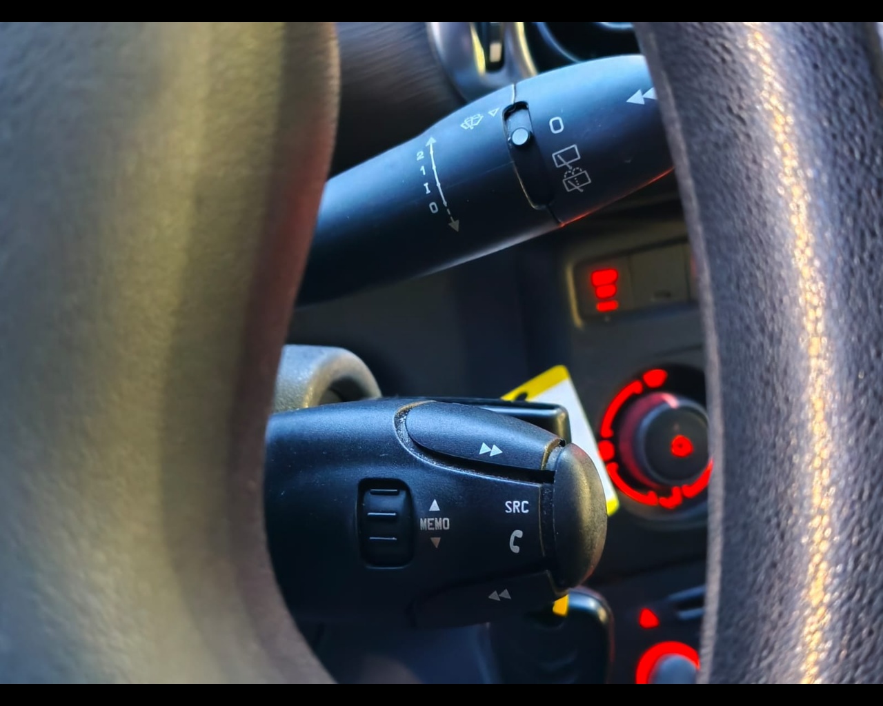 Foto CITROEN C3 Picasso 1.4 vti Exclusive (exclusive style) E5