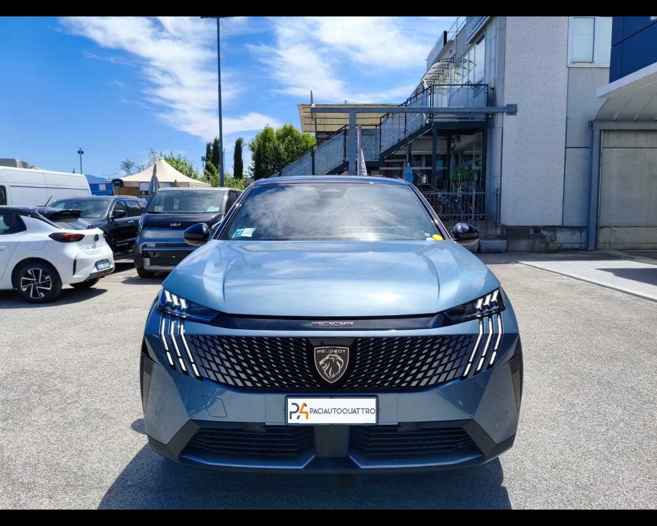 Foto PEUGEOT 3008 1.2 hybrid GT 145cv e-dcs6