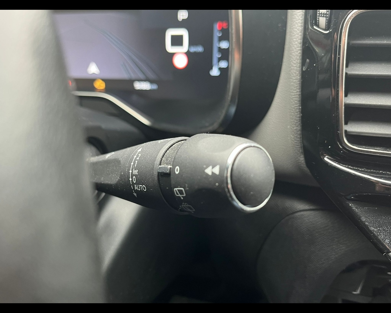 Foto CITROEN C5 Aircross 1.5 bluehdi Shine s&s 130cv eat8 