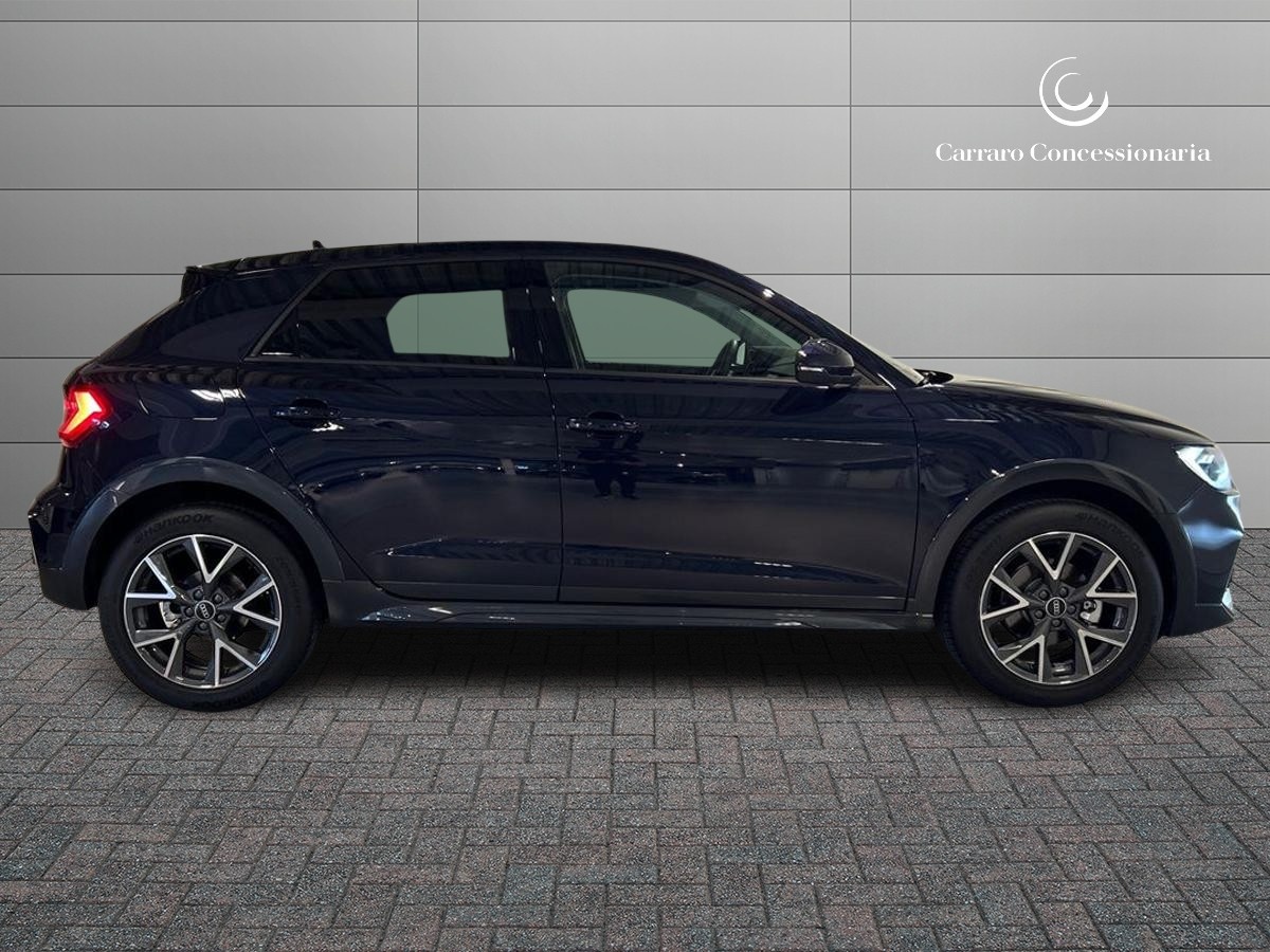 Audi A1 A1 Citycarver 30 1.0 TFSI 110cv Admired S tronic - 5