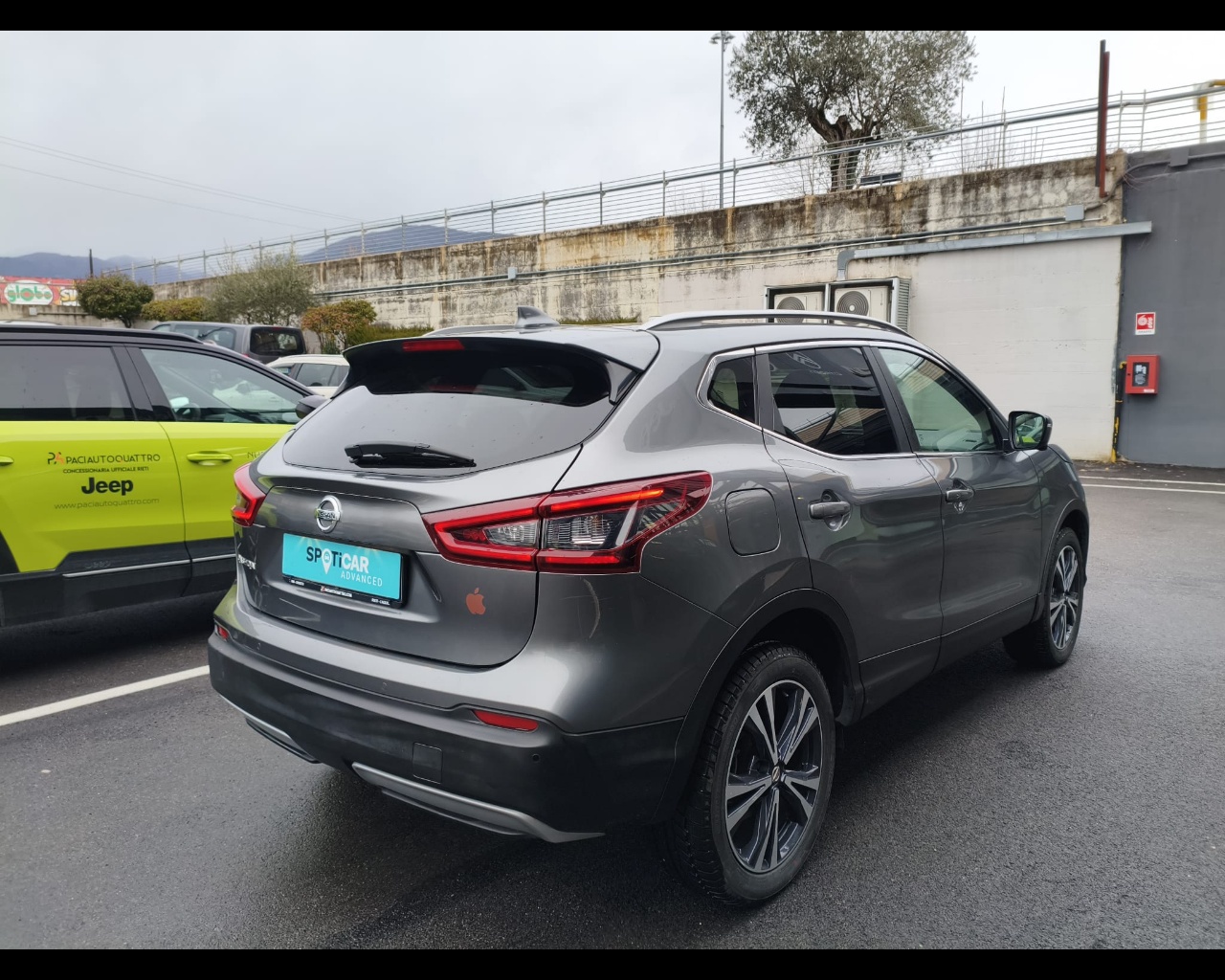Foto NISSAN Qashqai 1.3 dig-t N-Connecta 140cv