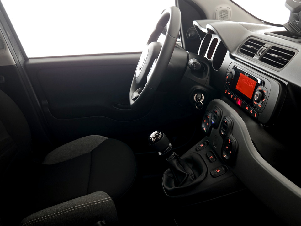 FIAT Panda 1.0 firefly hybrid City Life s&s 70cv Ibrida usato - 13