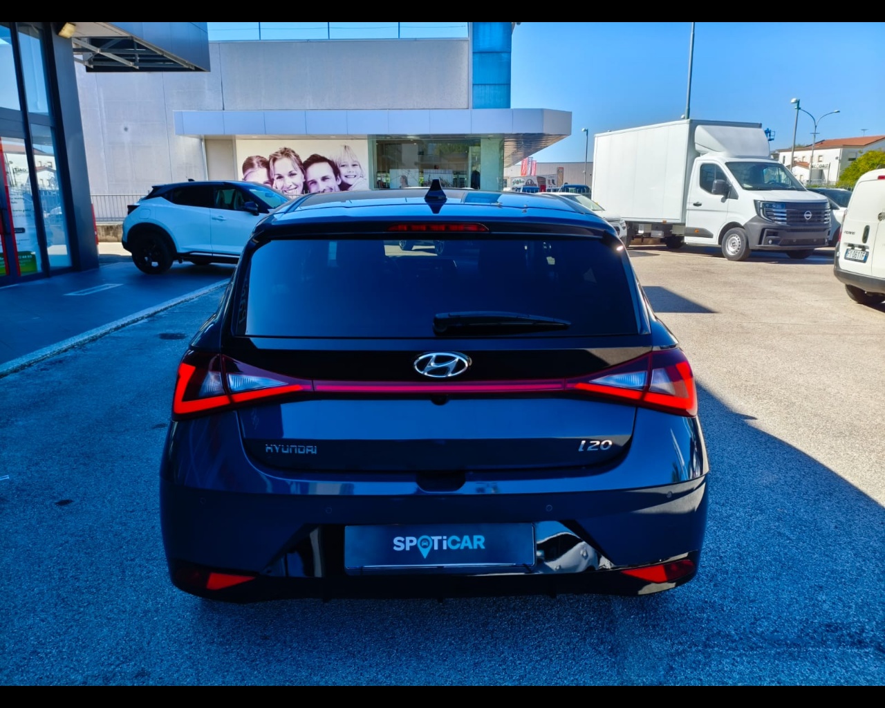 Foto HYUNDAI i20 1.2 mpi Connectline