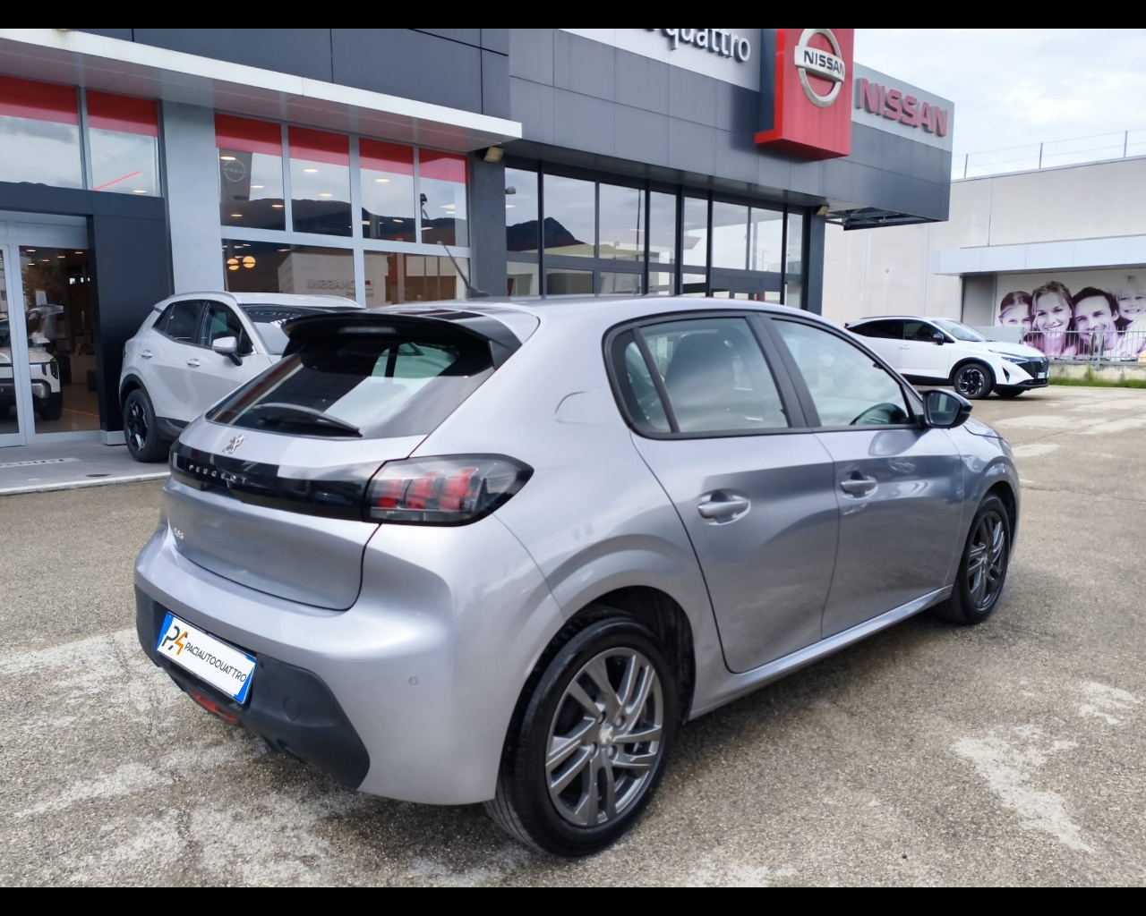 Foto PEUGEOT 208 1.2 puretech Active Pack s&s 75cv