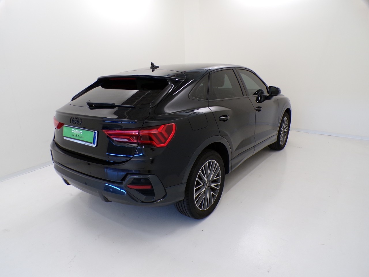 Audi Q3 Q3 Sportback 35 2.0 TDI Identity Black S tronic - 6