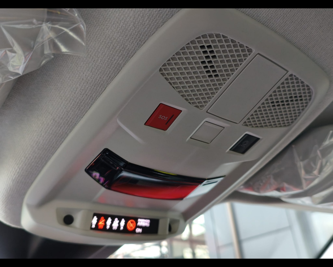 Foto FIAT 600 Hybrid 600 Serie SpecialeIcon - Configurazione Non Ordinabile