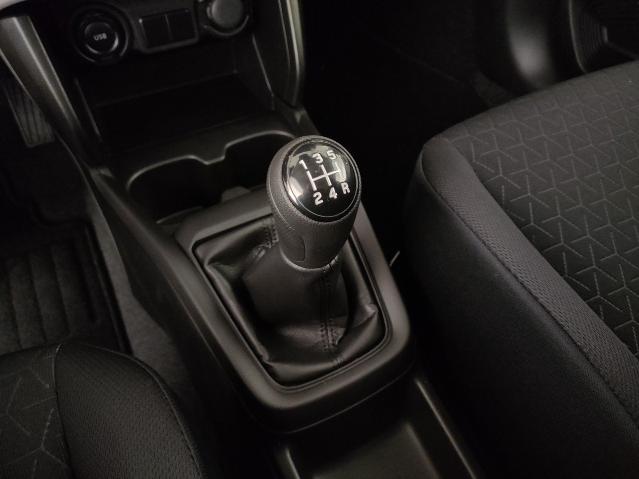 Suzuki Swift Nuovo Ibrido benzina Swift Porto Mantovano