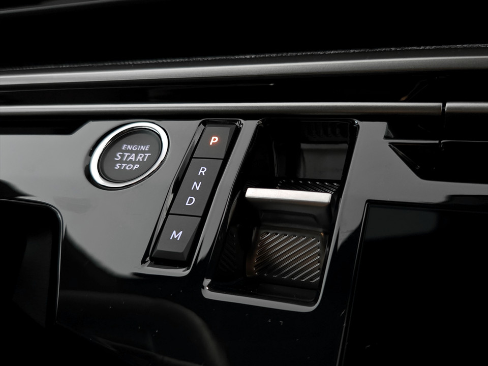 PEUGEOT 5008 Hybrid 145 e-DCS6 GT Ibrida km0 - 15