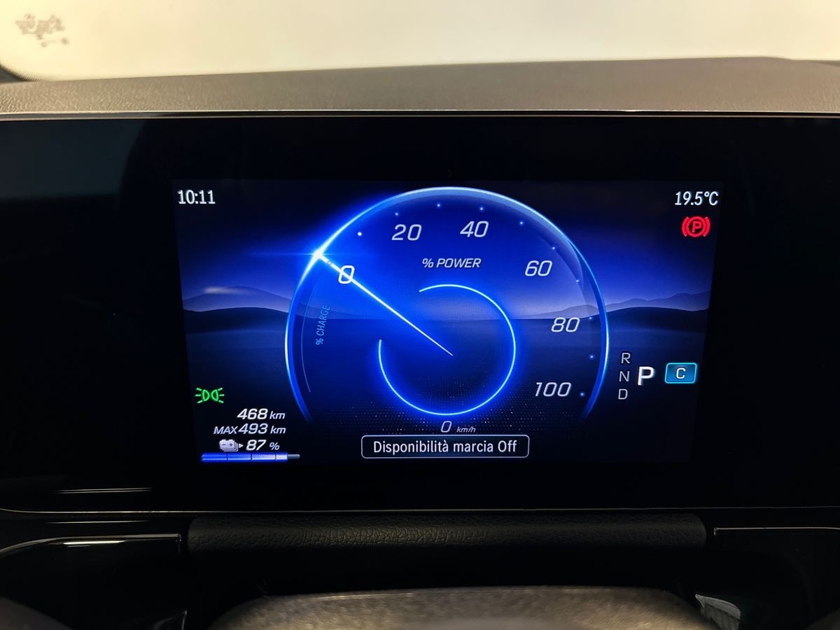 Mercedes  EQA 250+ Progressive - 13