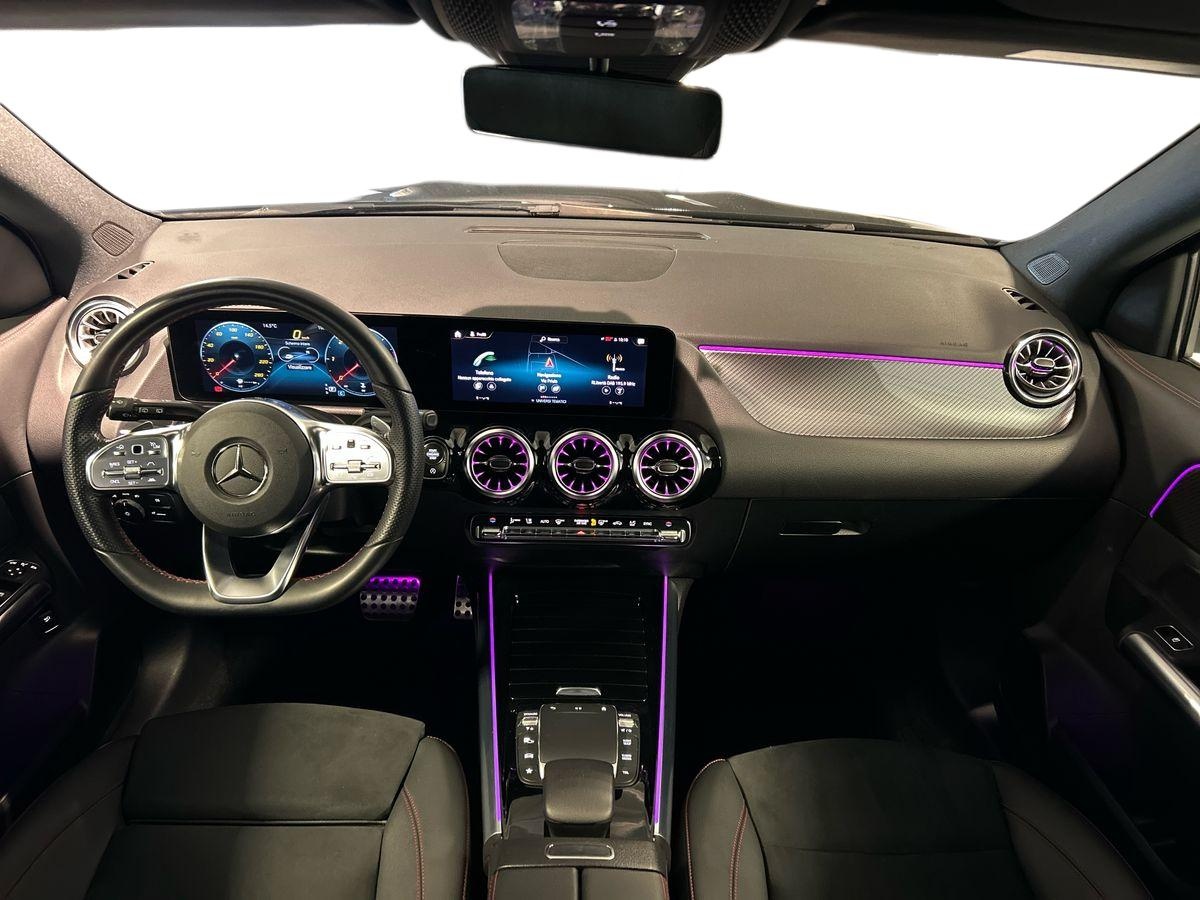 Mercedes GLA GLA 200 D Premium 4Matic 8G-DCT - 9