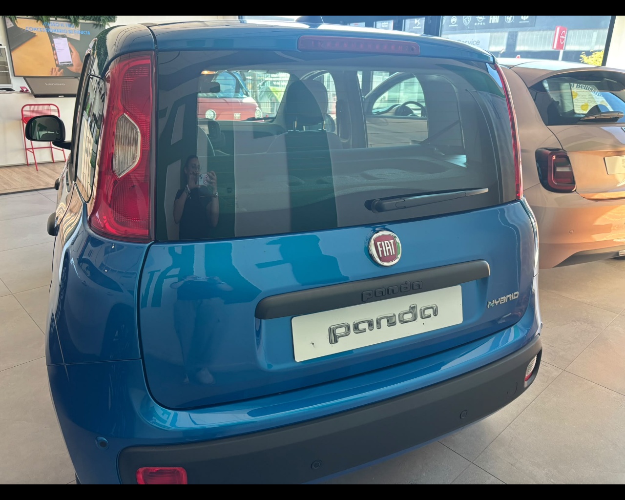 Foto FIAT Pandina 1.0 65cv Hybrid Icon