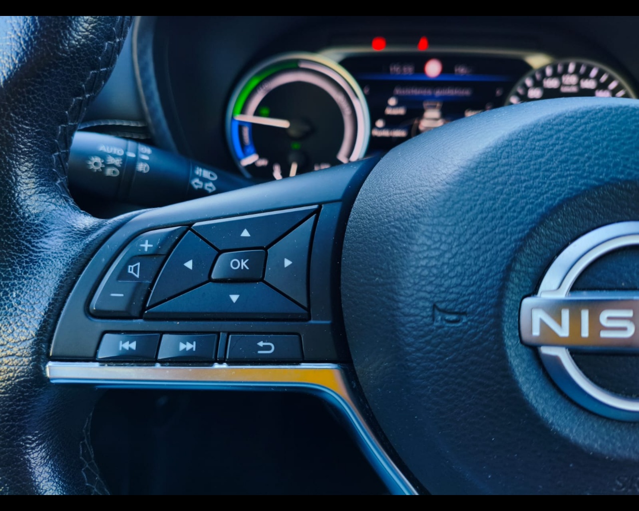 Foto NISSAN Juke 1.6 hev N-Connecta