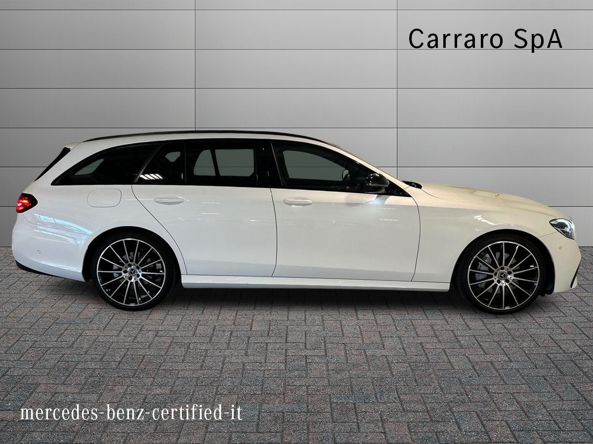 Mercedes Classe E Station Wagon Classe E Station Wagon 220 d Mild hybrid Premium AMG Line Night Edition 4Matic 9G-Tronic Plus - 5