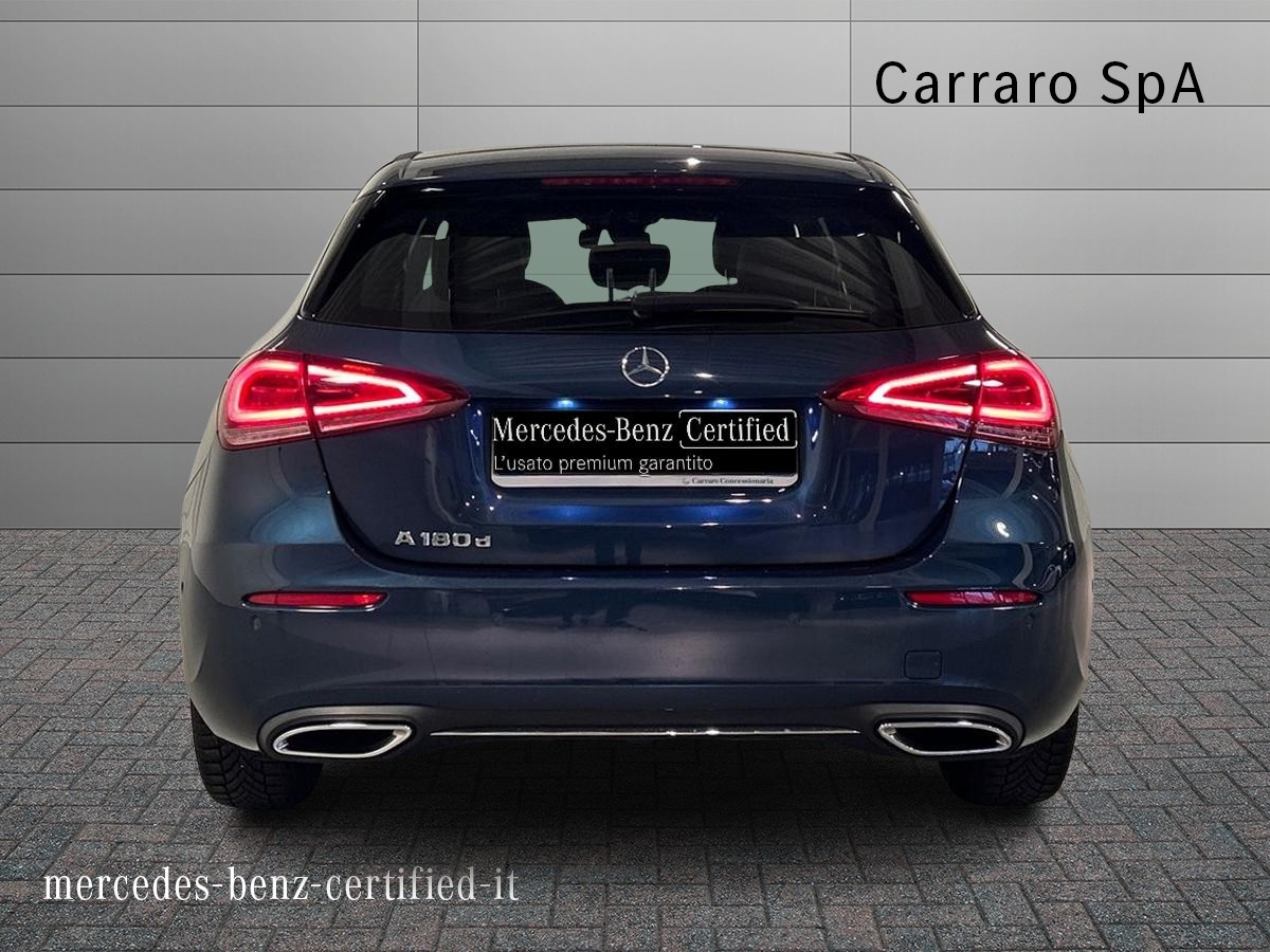 Mercedes Classe A Classe A 180 D Sport 8G-DCT - 4