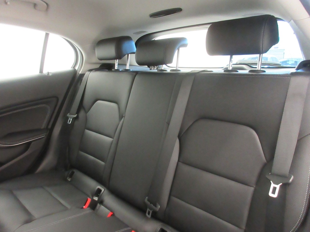 Mercedes GLA GLA 200 D Sport 7G-DCT - 13