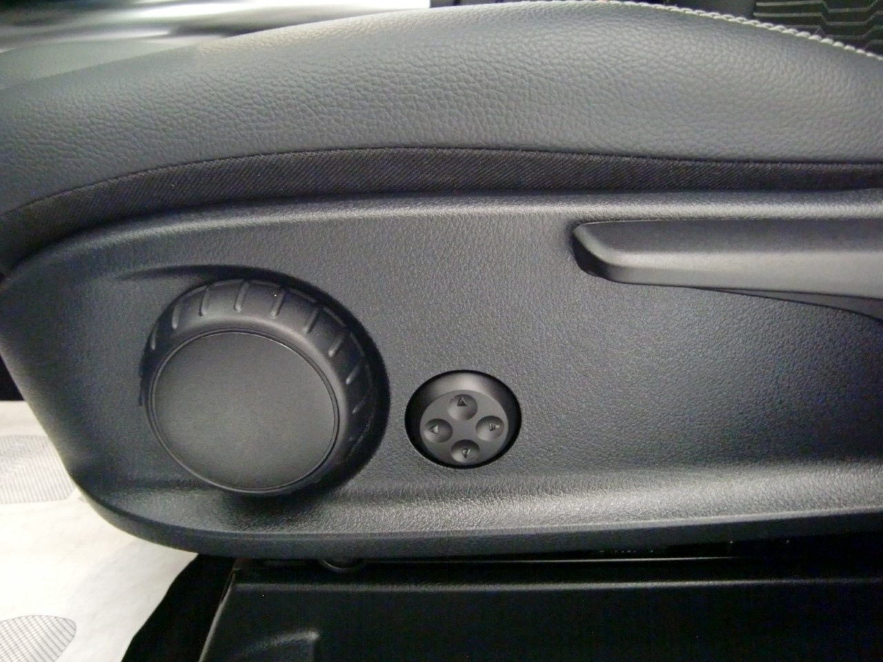 Mercedes GLA GLA 200 D Sport Plus 8G-DCT - 13