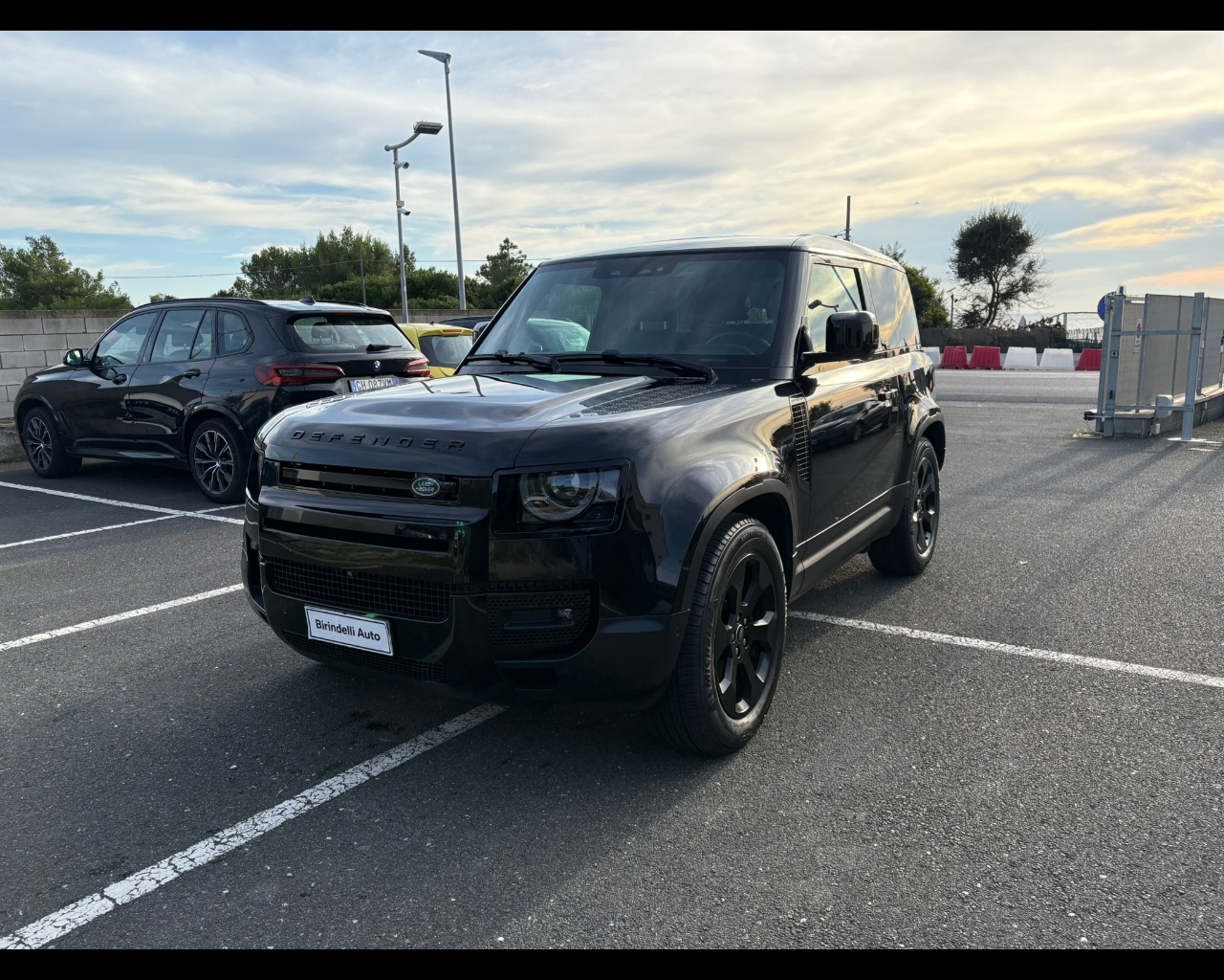 LAND ROVER Defender