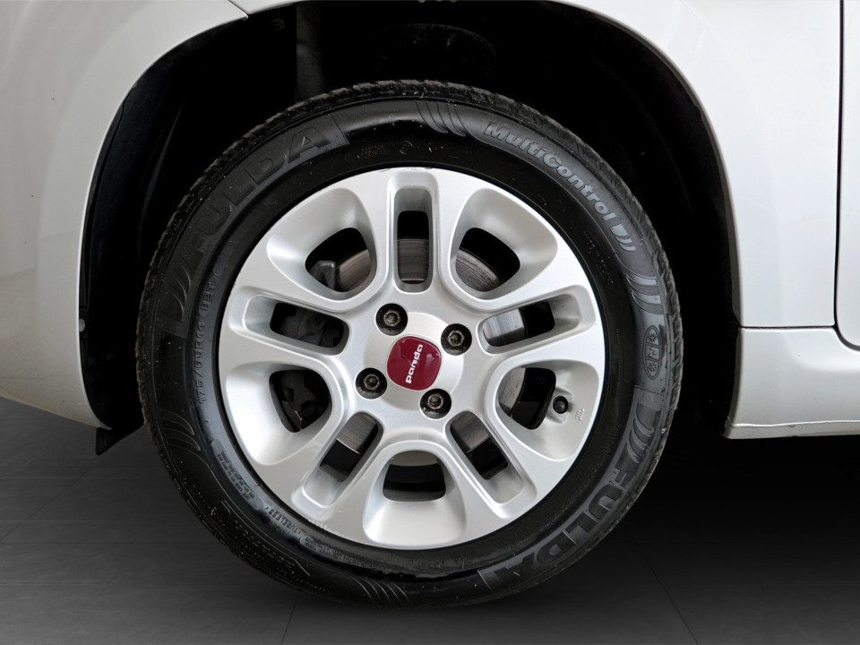 FIAT NUOVA PANDA Panda S2 Panda Lounge 1.3 Jtd95 Cv E6 Diesel usato - 18