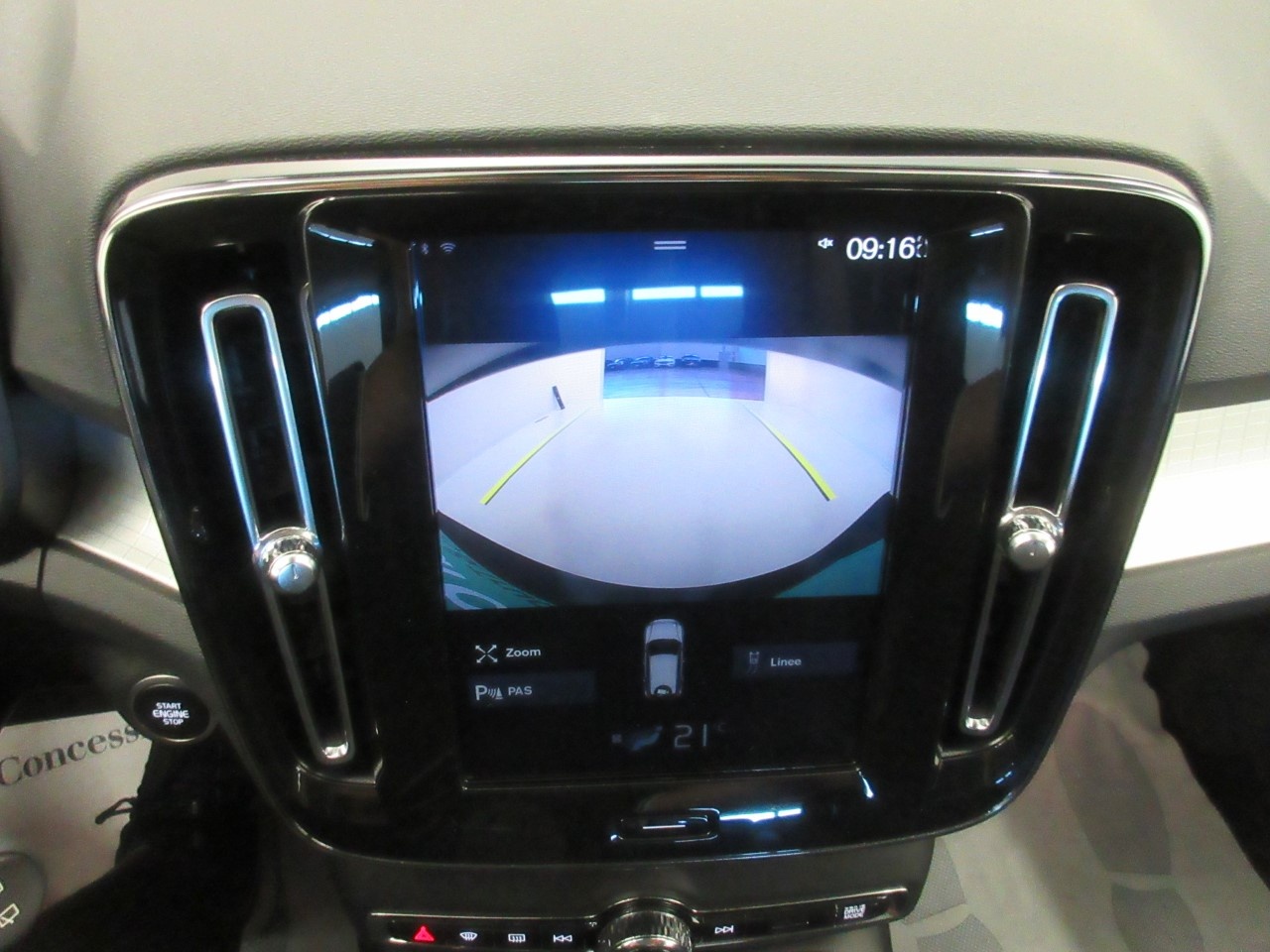 Volvo XC40 XC40 2.0 D3 Business Plus Geartronic - 16