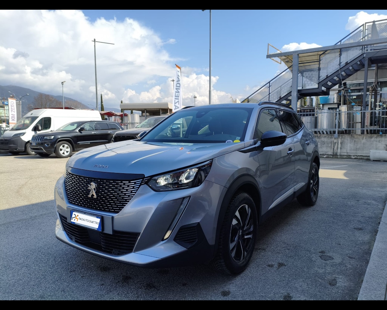 PEUGEOT 2008 1.2 puretech Allure Pack s&s 100cv Usata