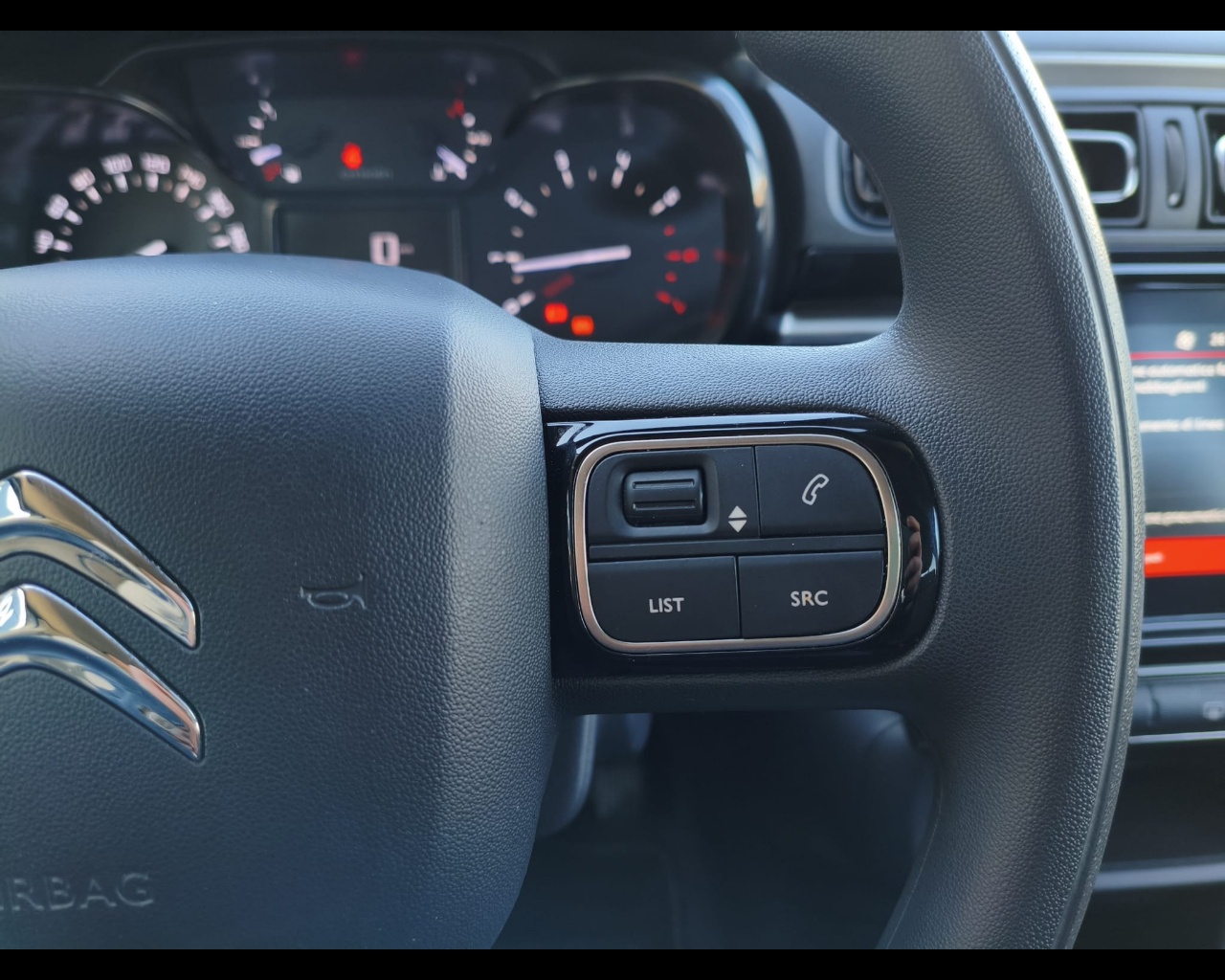 Foto CITROEN C3 1.2 puretech Shine s&s 83cv neopatentati