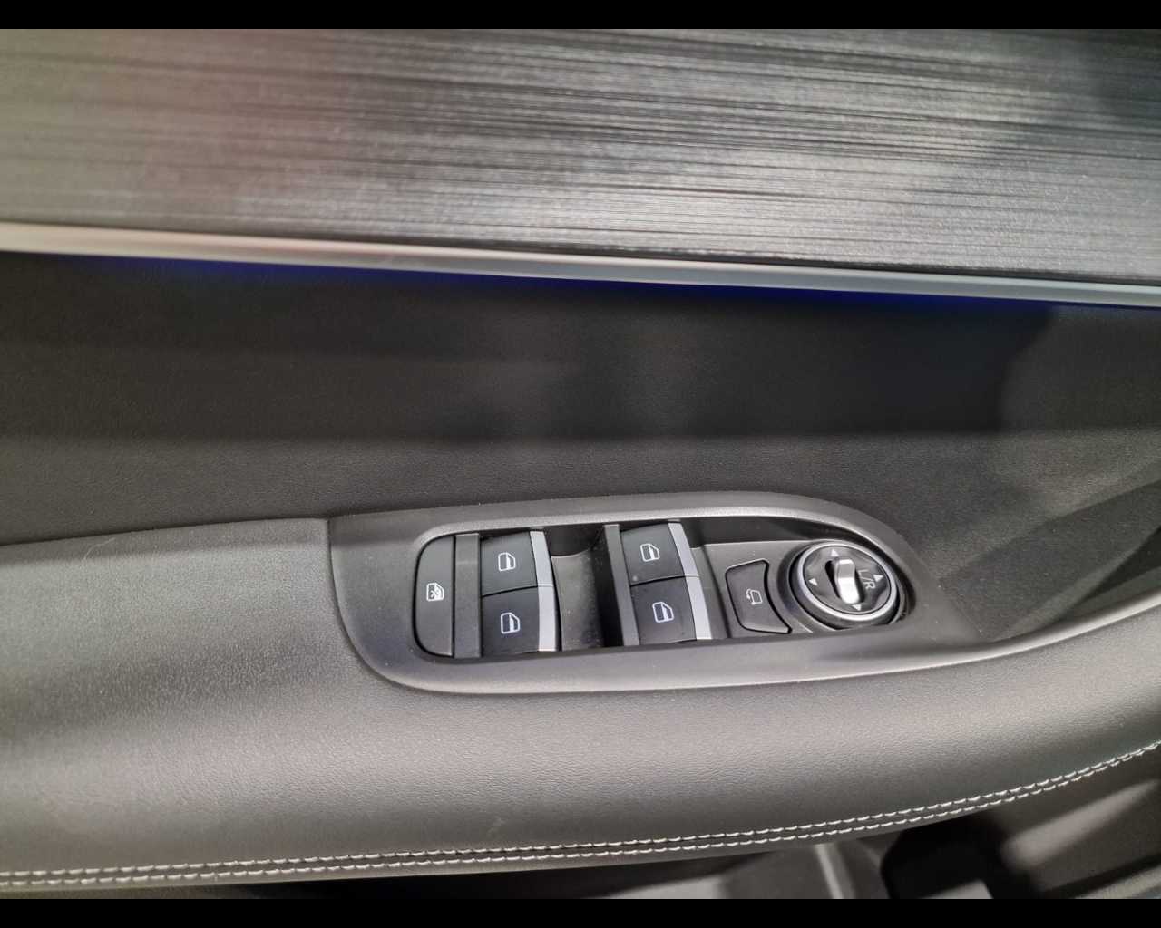 Dr Automobiles DR 6.0 KM0 2025 DR 6.0 Legnago