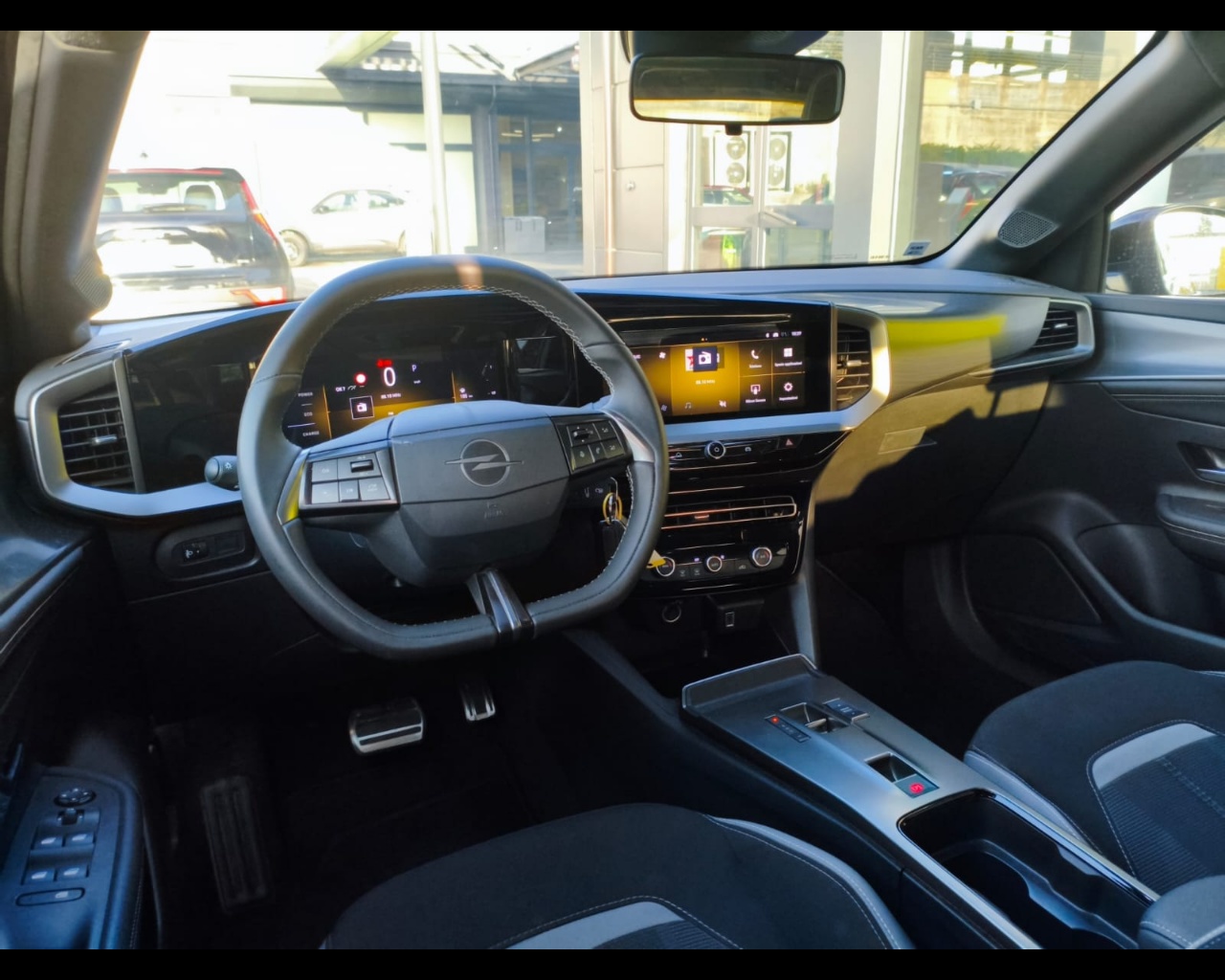 Foto OPEL Mokka 1.2 hybrid GS 145cv dct6