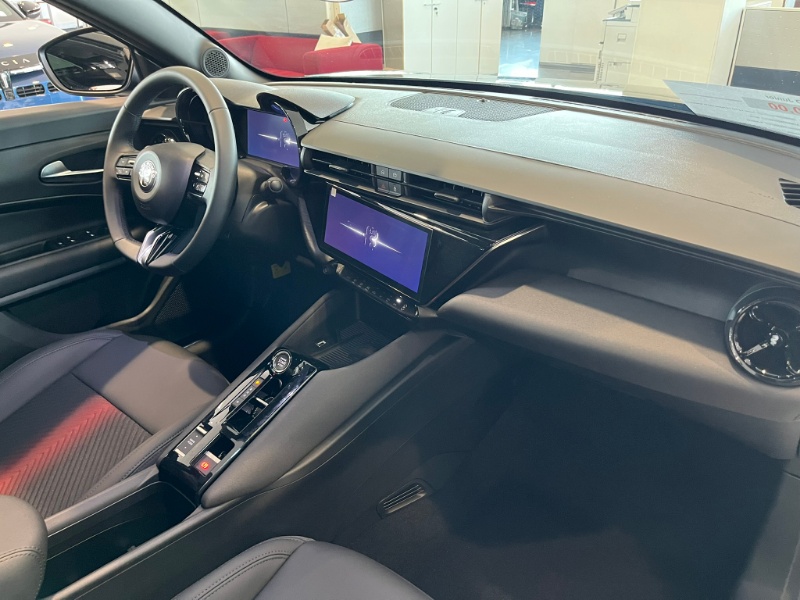 ALFA ROMEO – Junior 1.2 145 CV Hybrid eDCT6 Speciale