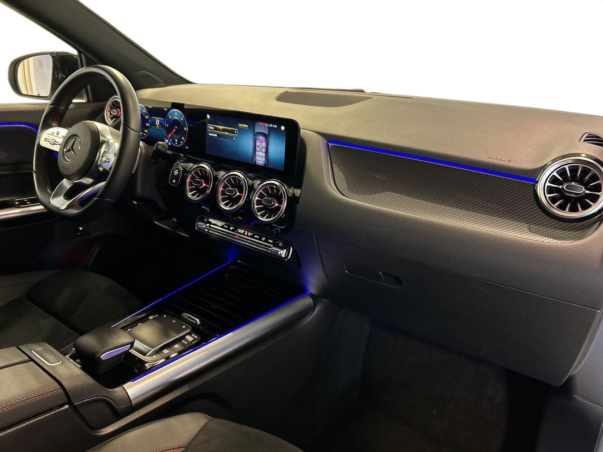 Mercedes GLA GLA 180 D Premium 8G-DCT - 15