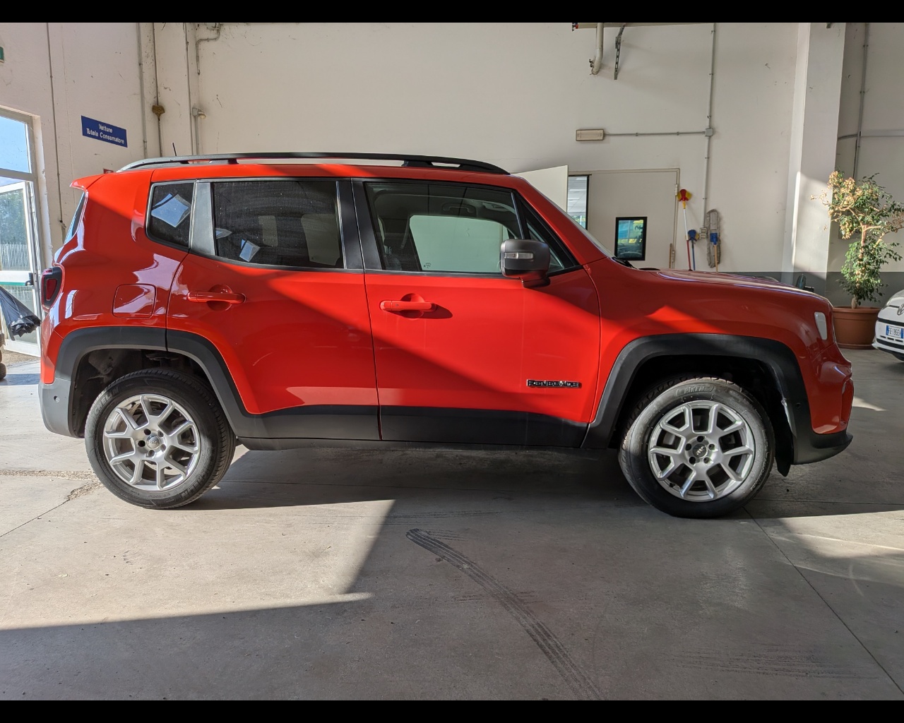 Foto JEEP Renegade 2.0 mjt Limited 4wd 140cv auto 9m