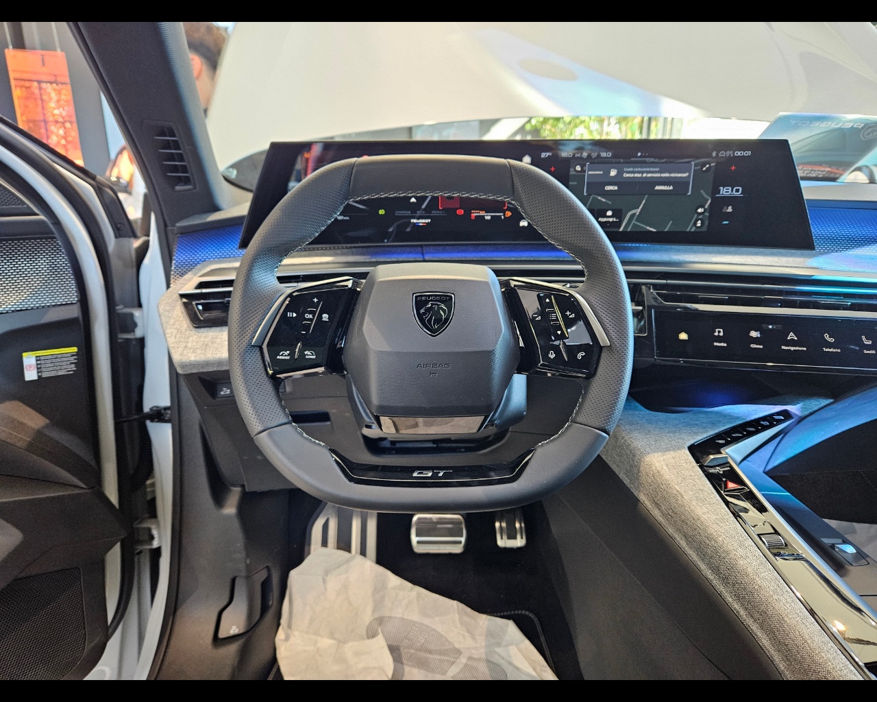 PEUGEOT 5008 Nuovo 5008 Hybrid 136 e-DCS6 GT Ibrido benzina Aziendale - 6