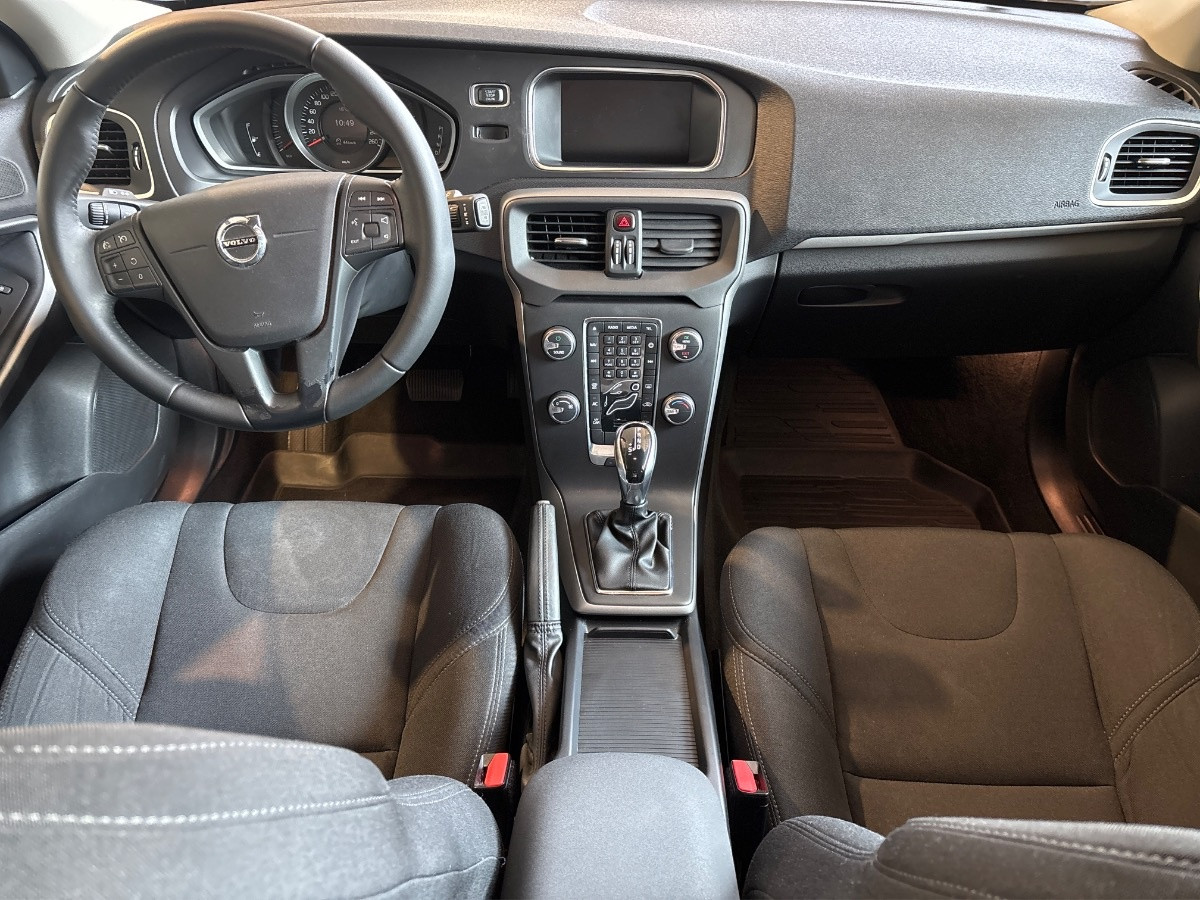 Volvo V40 Usato 2018 V40 Parma