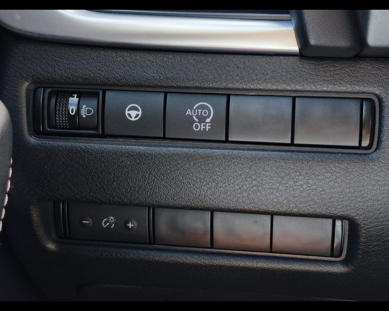 Foto NISSAN Qashqai 1.3 mhev N-Connecta 2wd 140cv
