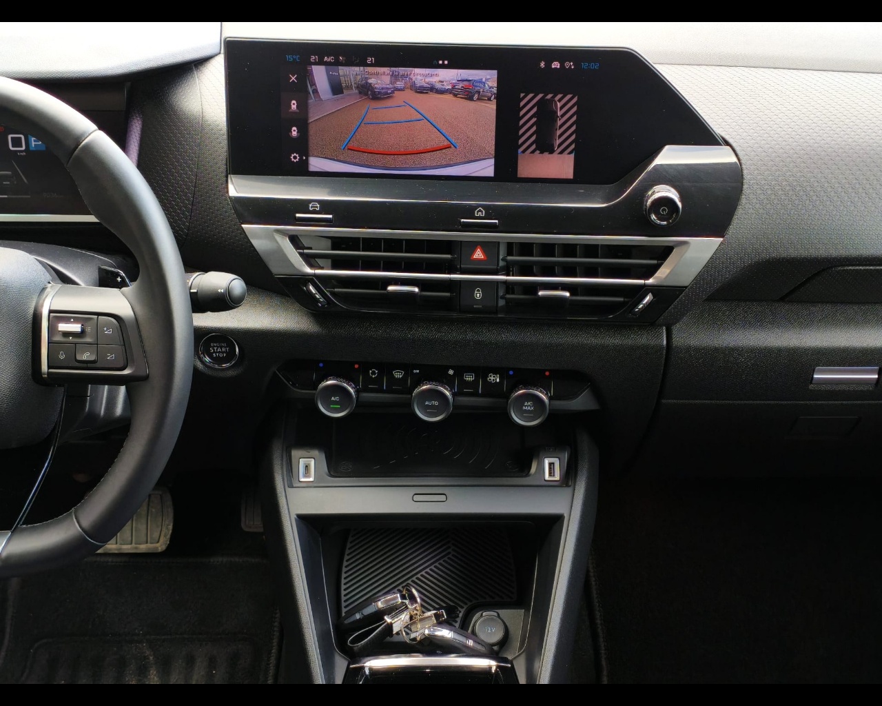 Foto CITROEN C4 1.2 puretech Shine s&s 130cv eat8