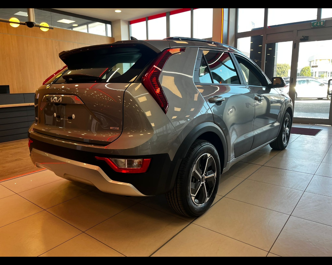 Foto KIA NIRO 1.6 MY25 HEV BUSINESS
