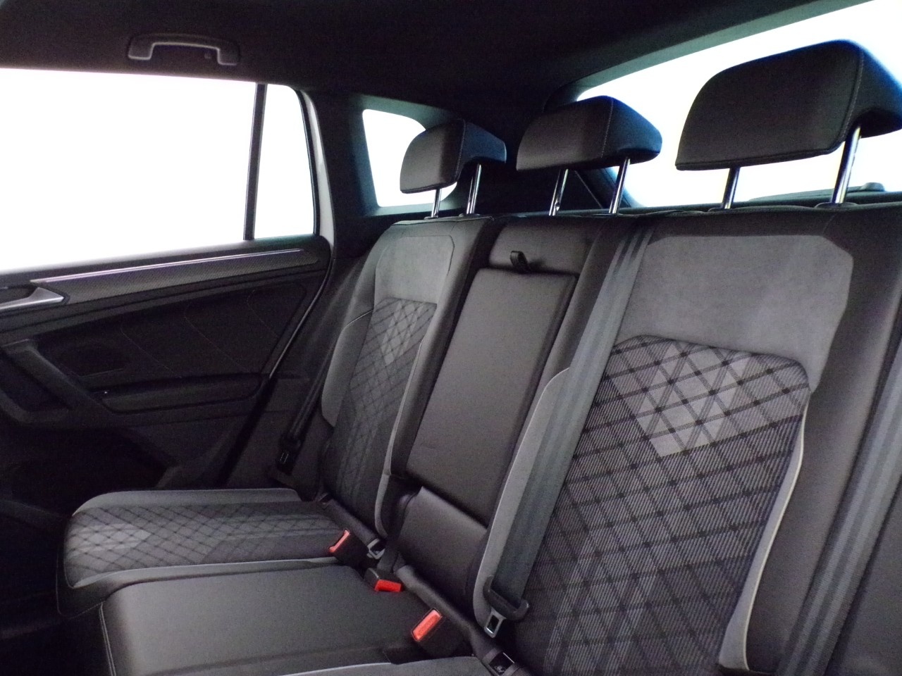 Volkswagen Tiguan Tiguan 2.0 TDI SCR 150cv R-Line DSG - 13