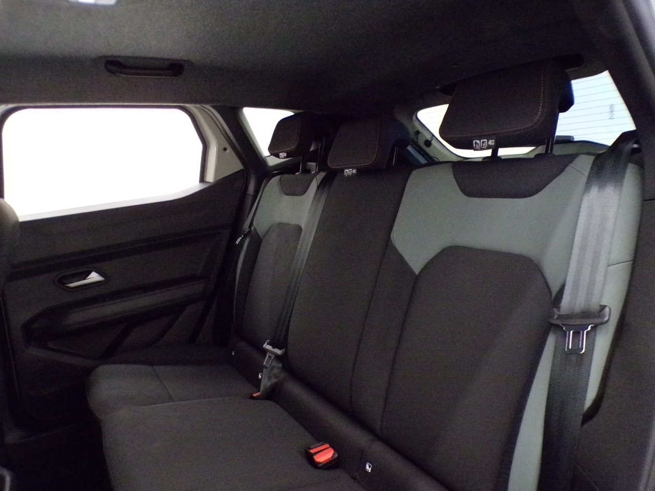 Dacia Duster Duster 1.2 mild hybrid 140cv Extreme - 13